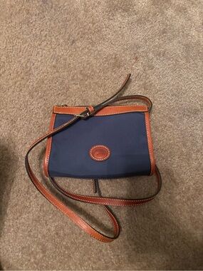 NWT Dooney & Bourke Nylon Small East West Crossbody Bag Navy Blue